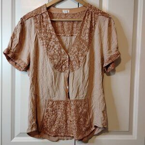 TINY by Anthropologie Women's Tan Floral Lace Trim Short Sleeve Button Blouse L